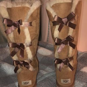 Tall Bailey bow UGG’s! Stainless and super warm.